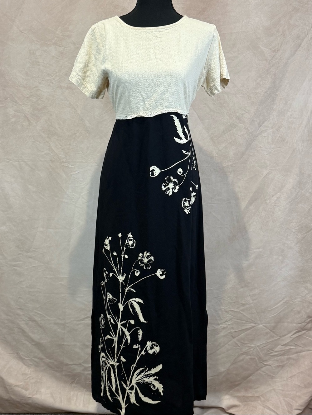 David Dart Sport Women’s Two-Tone Maxi Dress with Floral Print - Cream & Black S